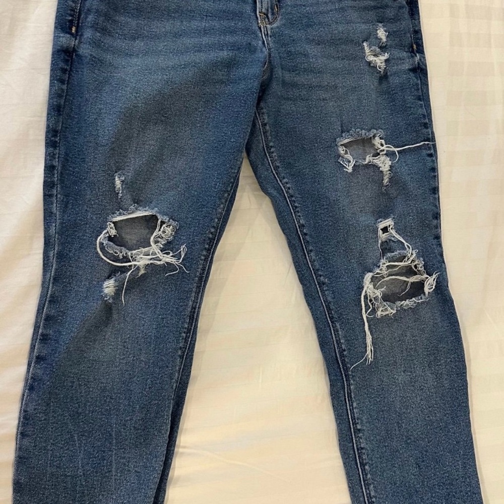 Old Navy Distressed Blue Skinny Jeans